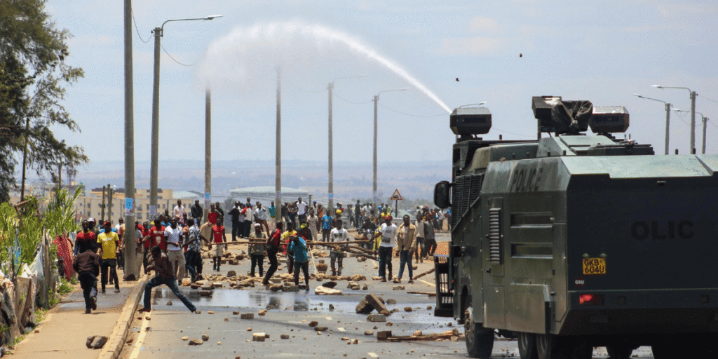 protests in Kenya with armored lorry 1